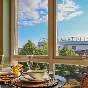 noah-suite-by-koya-homes-stadium-view.cardiffhotelswales.com/
